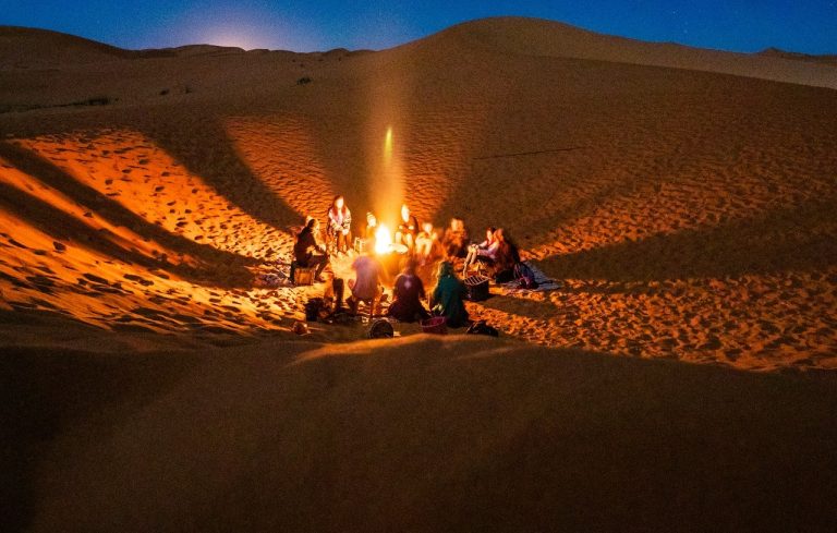 طريقة إشعال النار في البر