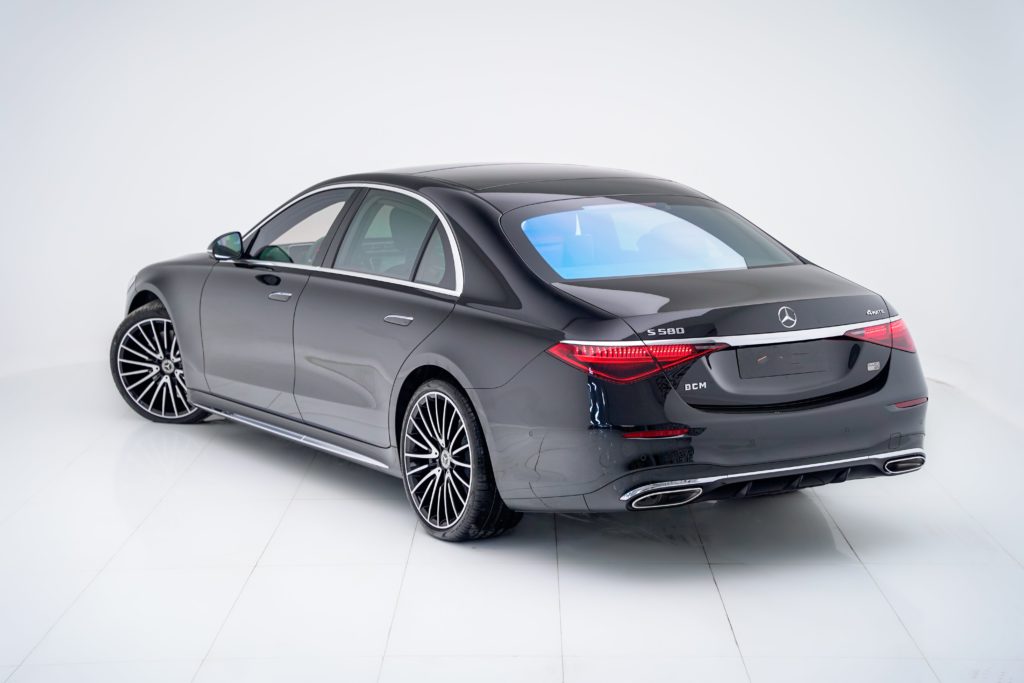 كيف تطورت المركبات من عجلات إلى سيارات الذكية