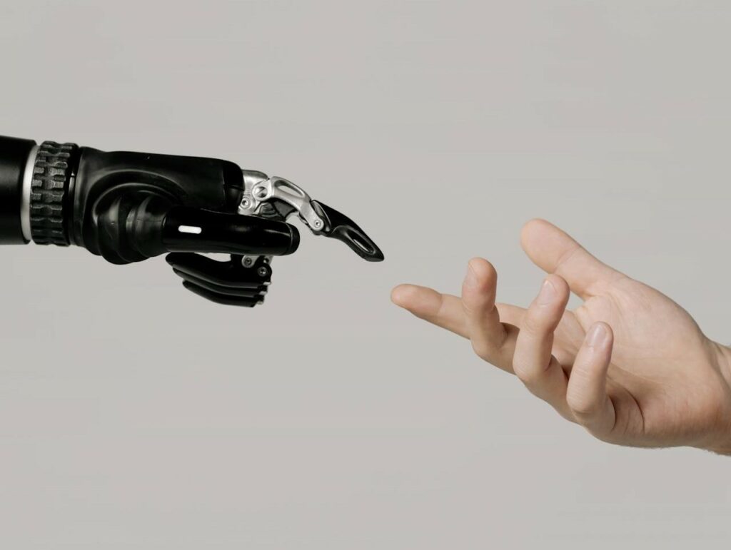 الذكاء الاصطناعي بين يديك