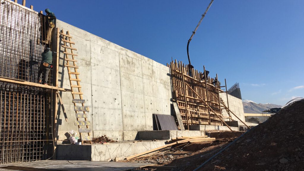 الجدار الاستنادي المسلح