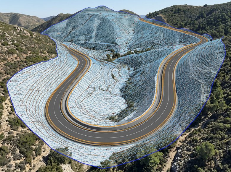 سطح TIN طبيعي مبني من نقاط رفع وخطوط كسر وحدود في Civil 3D - طريقة إضافة نقاط الرفع المساحي إلى Civil 3D.